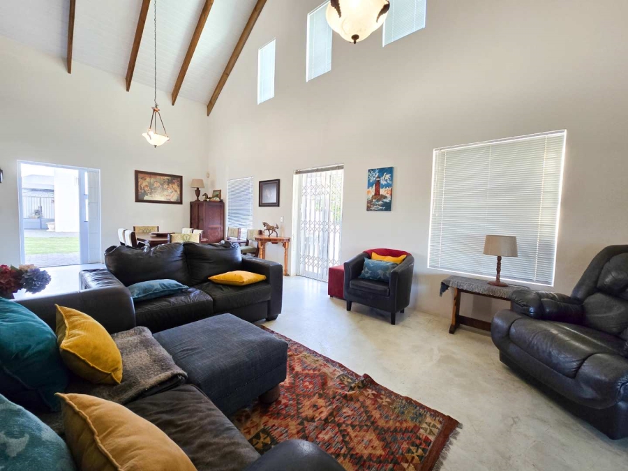 3 Bedroom Property for Sale in Stilbaai Wes Western Cape